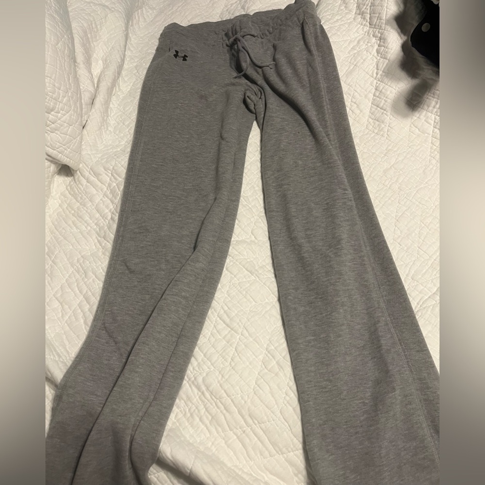 UNDER ARMOUR- Sweatpants